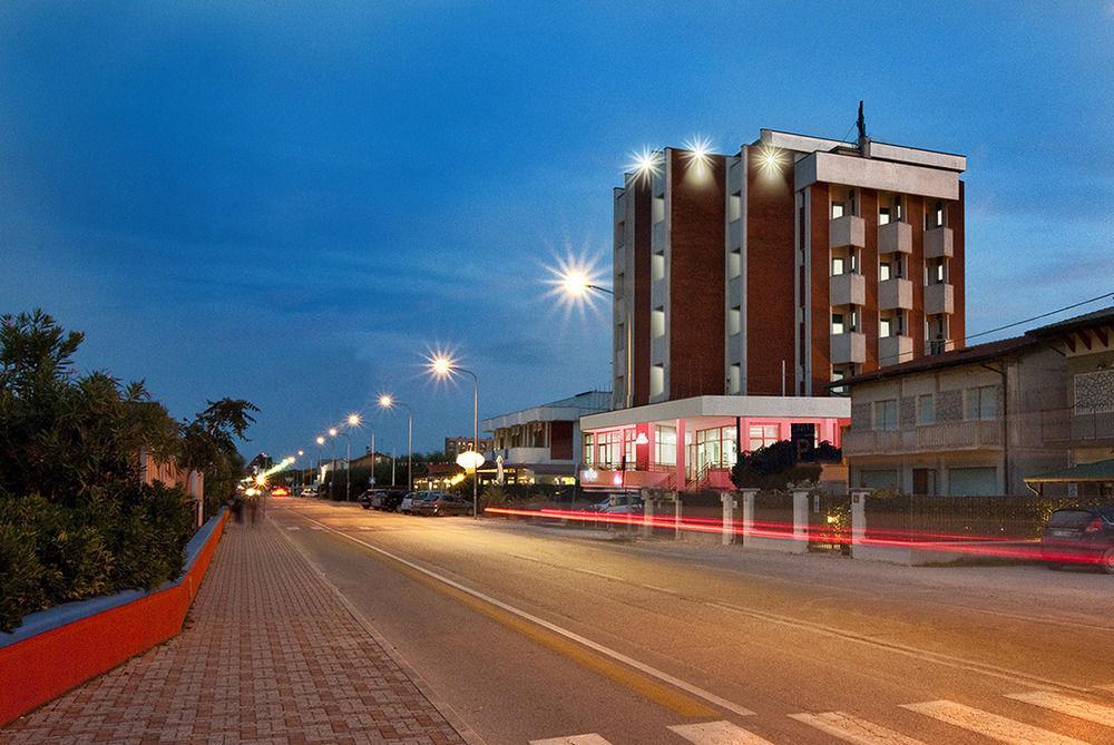 Hotel Ambassador Marotta Ngoại thất bức ảnh