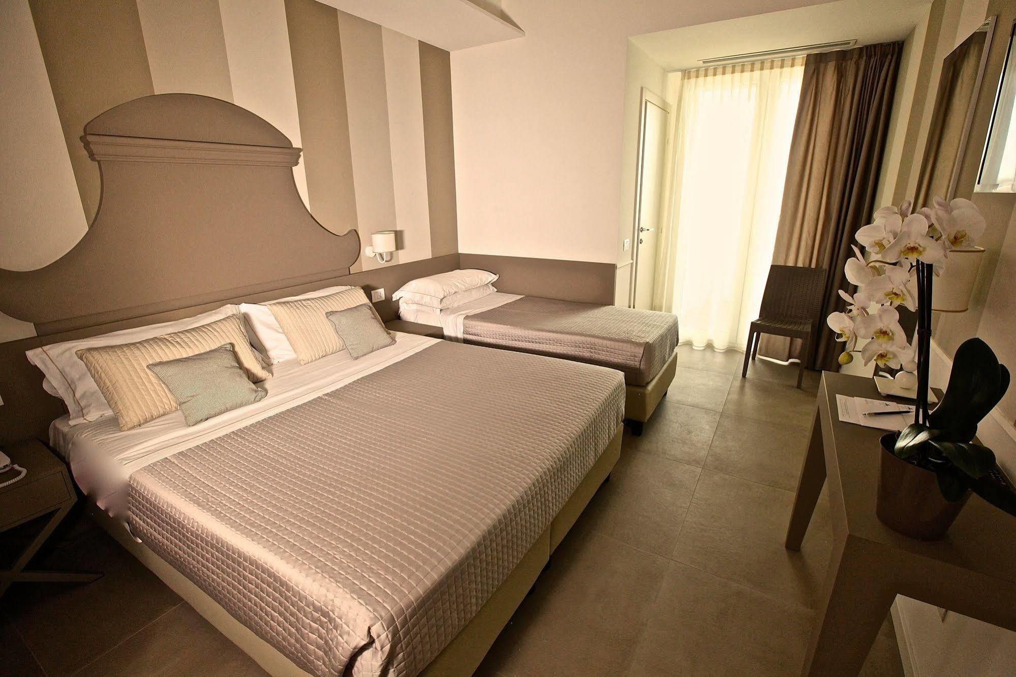 Hotel Ambassador Marotta Ngoại thất bức ảnh